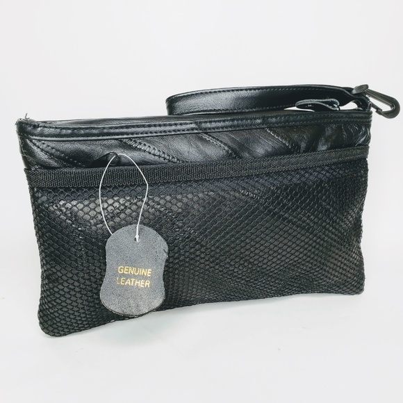 4/$15 Golf Classic Leather Wristlet Black - Picture 2 of 6